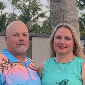 Meet your Posher, Angie